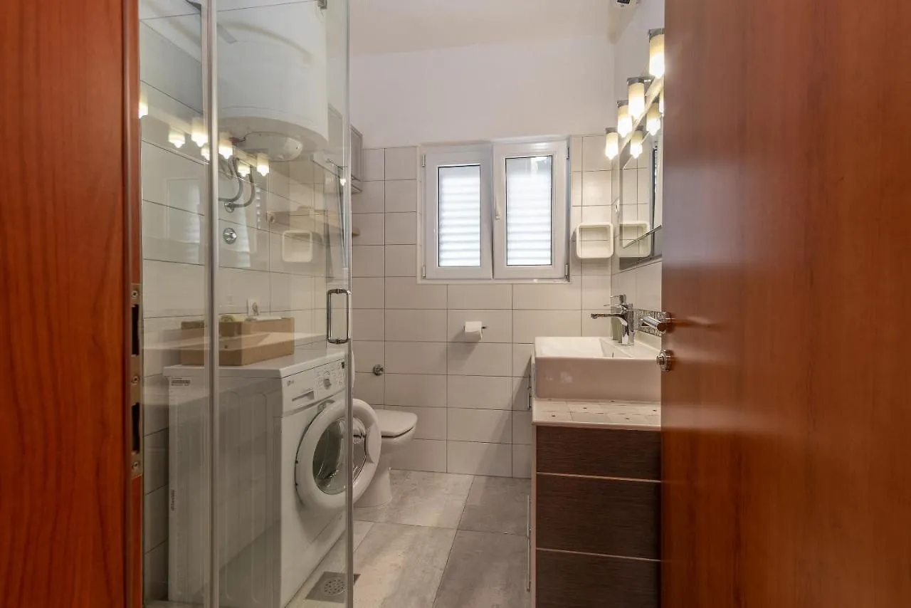 Apartments Fani Trogir Kroatien